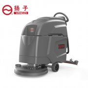 小型手推式洗地機(jī)，備受超市的喜愛