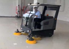 電動(dòng)掃地車廠家哪家好？價(jià)格怎么樣